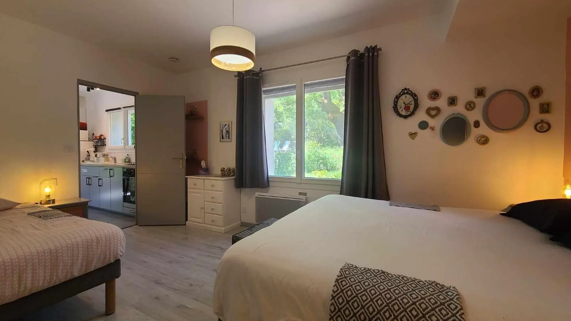 Appartement La Dame de cœur 05 à Antonaves France