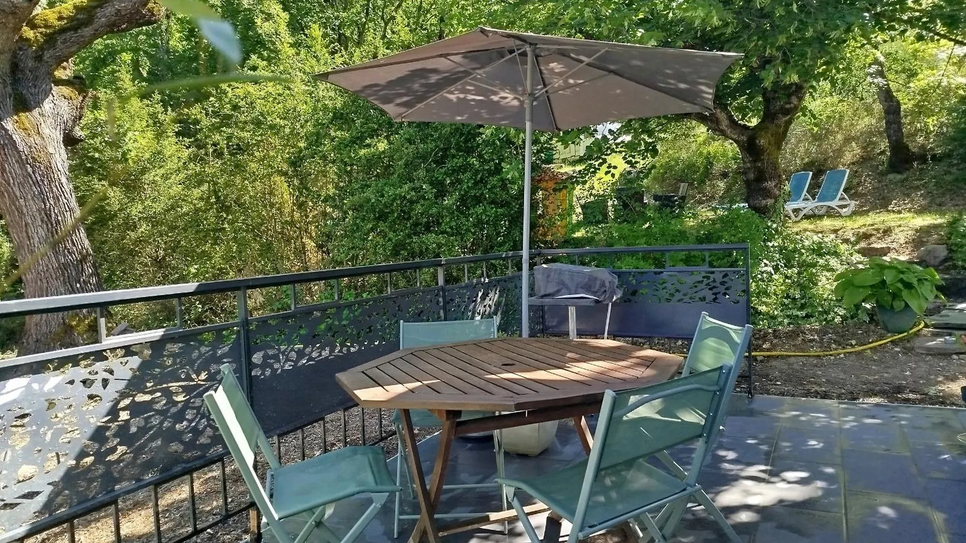 La Dame De Coeur 05 Apartment Antonaves France