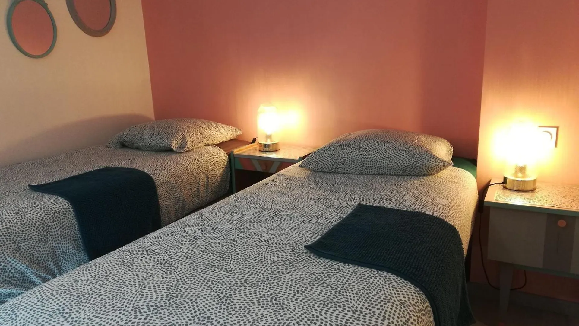 La Dame De Coeur 05 Apartment Antonaves 0*,  France